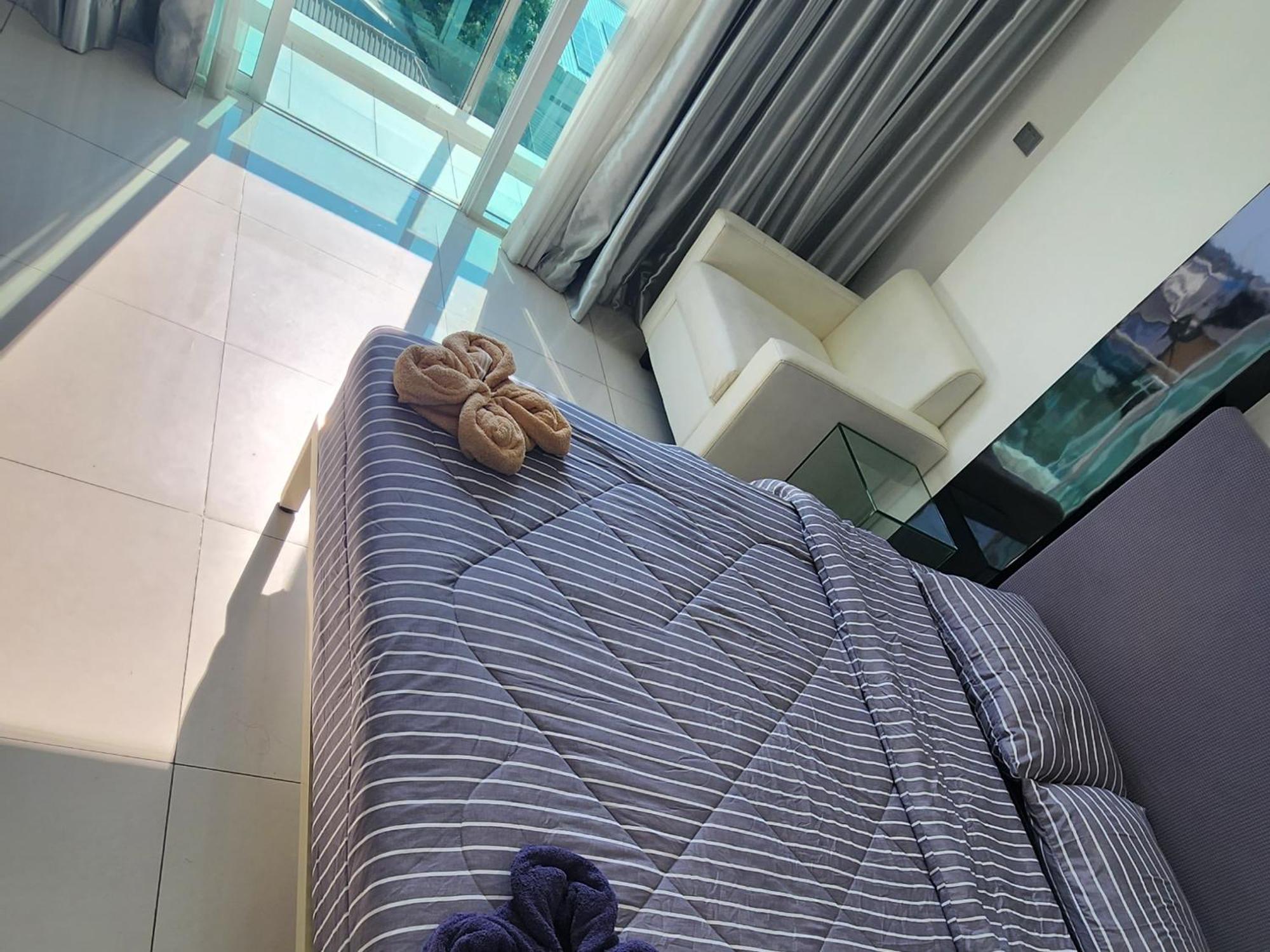City Center Residentes Ccr Pattaya Y Kültér fotó