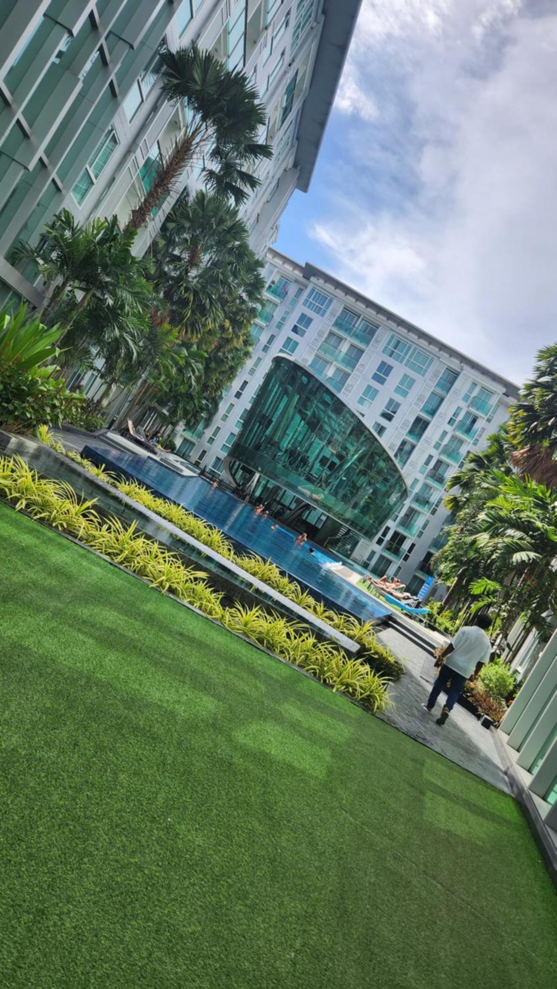 City Center Residentes Ccr Pattaya Y Kültér fotó